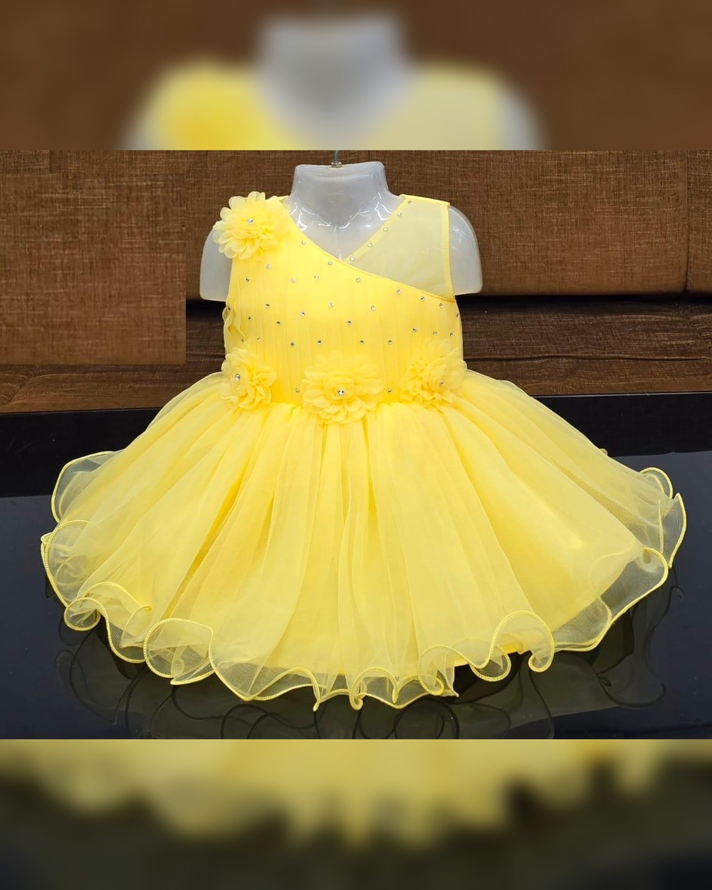 1758574703_1742375042_V1985