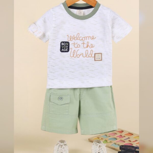 Baby boys / welcome world baby set (green)T-shirt and short /2pcs