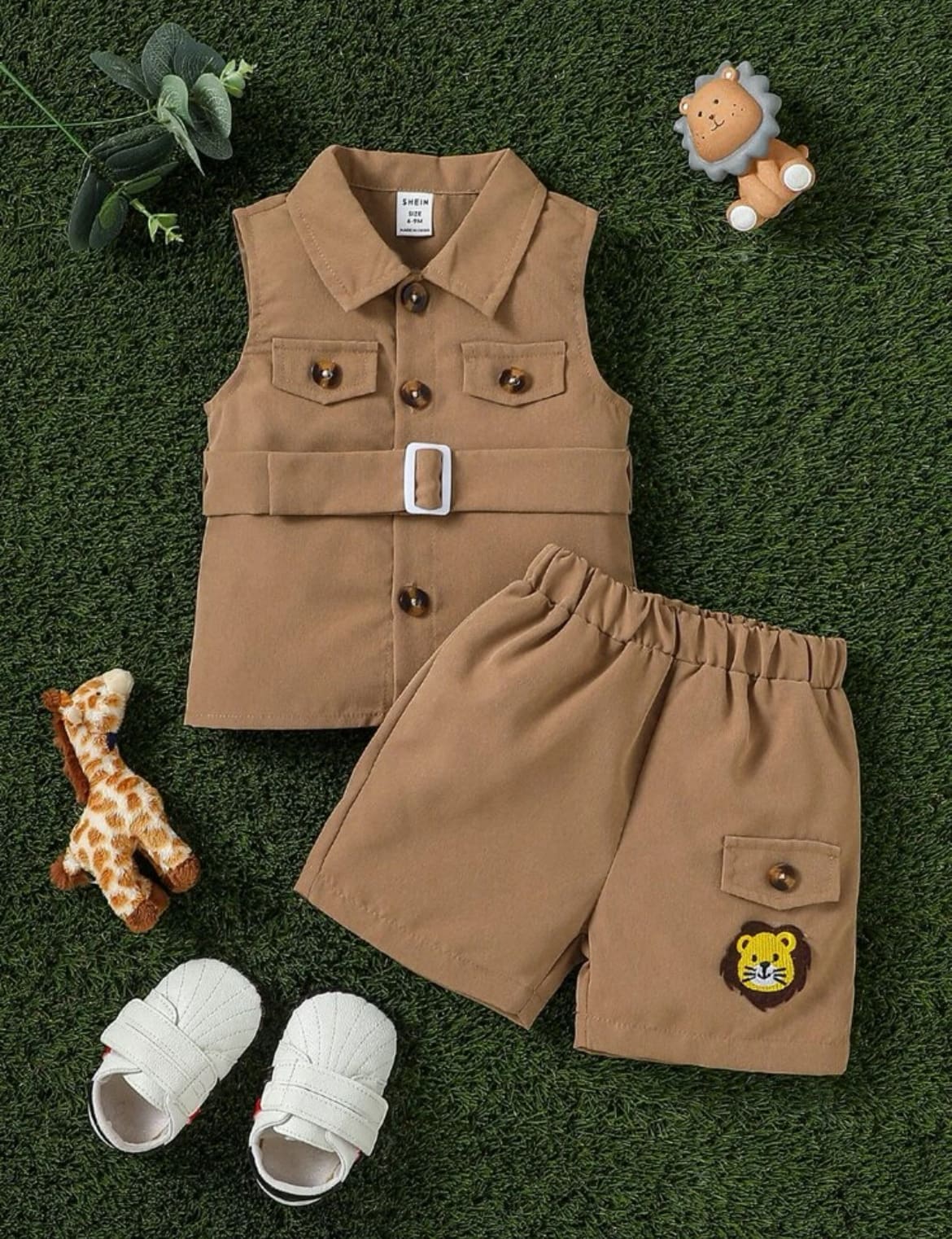 1758574557_1734852294_1730026929_1715447266_IMG_0904.jpg Baby Boy Flap Detail Shirt & Cartoon Lion Patched Shorts - Image 1