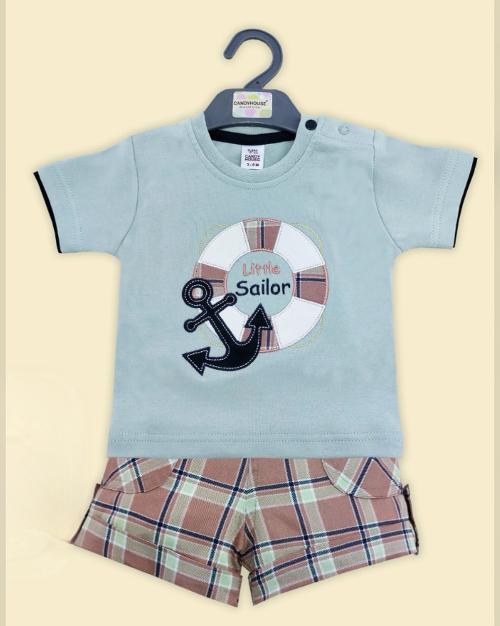 1759916422_screenshot-2025-10-07-at-223405.jpg The little captain crew (green) - Image 1