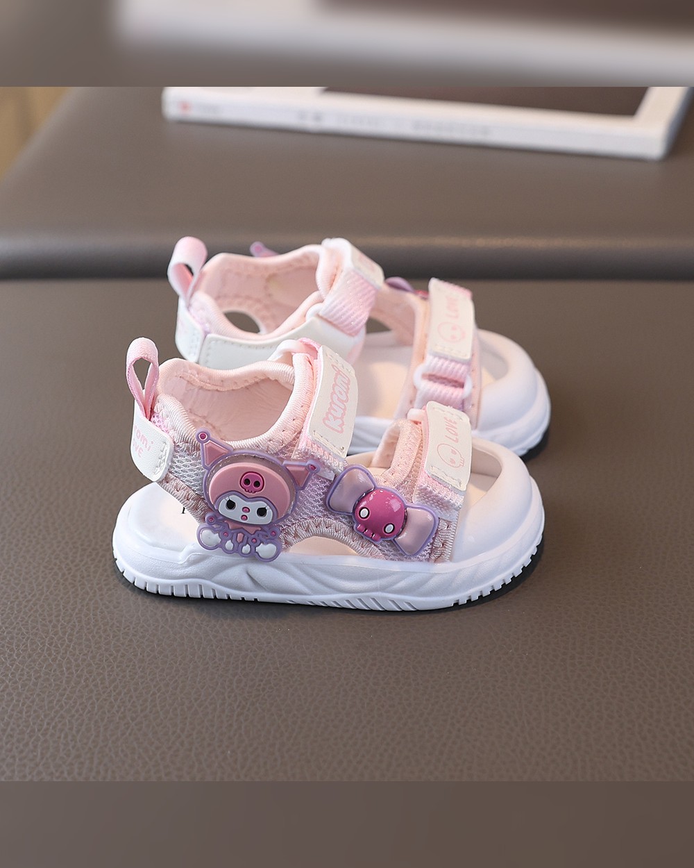 1766320415_o1cn01xumlit1yhjhz9sbrq-2210941503091-0-cib.jpg Pink Cartoon Baby Sandals with Velcro Strap - Image 1